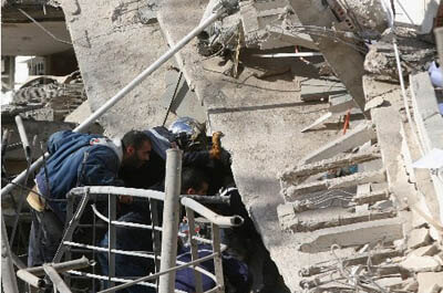 Xinhua AFP هجومان على الجزائر العاصمة في 11 ديسمبر 2007 Xinhua AFP هجومان على الجزائر العاصمة في 11 ديسمبر 2007