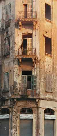 بابا، مين الحريري؟  سألني إبني