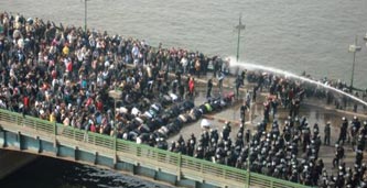 25, 28, diary of a revolution