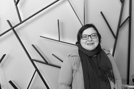 //Ezgi Aksoy, writer