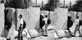 Exposition “Le Mur & les Check Points”, par des artistes palestiniens