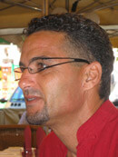 Le Sindbad du désert, entretien avec Tahar Aouida, artiste peintre