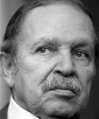 Bouteflika brigue la présidence à vie
