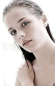 Femme, avoir 20 ans en Italie