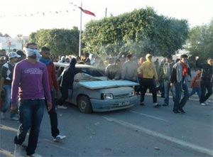 Révoltes sociales en Algérie et en Tunisie: similitudes et différences