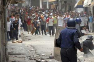 Révoltes sociales en Algérie et en Tunisie: similitudes et différences