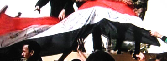 Le Caire: couvre-feu et psychose patriotique