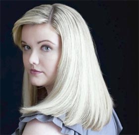 //Téa Obreht © Beowulf Sheehan