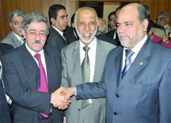 Algérie. Le jeu du chat et de la souris