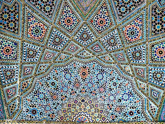 //Plafond de la mosquée Nasr ol Molk, Chiraz. (//www.flickr.com/people/25182210@N07">Dynamosquito)