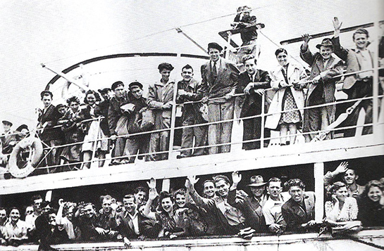 //Arrivée de migrants en Israël, quelques jours après la proclamation de la naissance de l’Etat le 14 mai 1948.