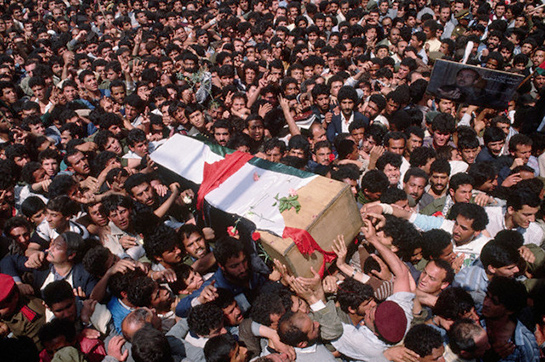 //Cortège funèbre d'Abou Jihad