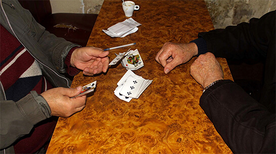 //La gêne était perceptible chez les Tunisiens rencontrés ce jour-là. Crédit image : Lilia Blaise