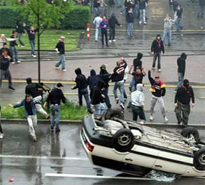 Violenza nelle periferie: l’effetto boomerang