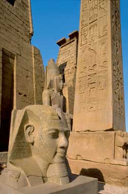 Il Cairo, città senza cielo