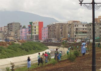 In Albania la “fame” di libertà 