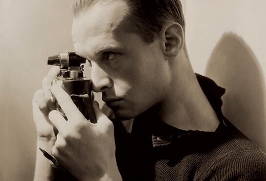 //Henri Cartier-Bresson, New York, dettaglio (1935) | foto di George Hoyningen-Hune