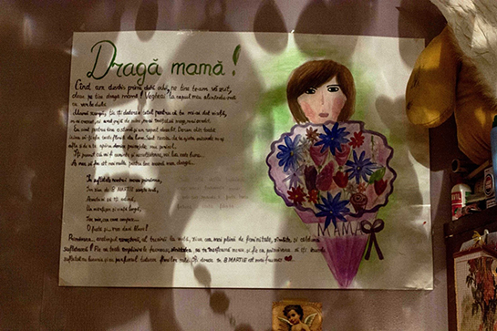//Dragă mamă, “cara mamma”. Una lettera-poesia ricevuta da una “mamma a distanza” moldava che vive a Roma da sua figlia, rimasta a Chişinău, in occasione della festa della donna. (Foto di Federica Araco)