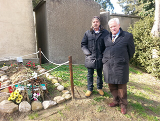 //Il sindaco Carmello Cucci e il custode Giuseppe Morgano 