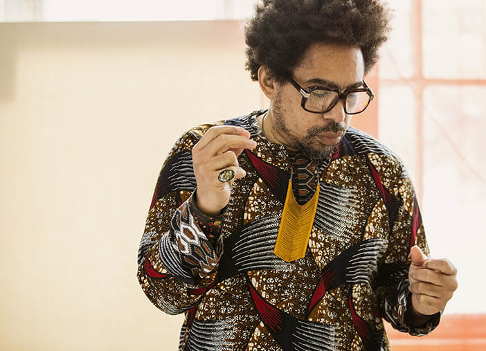 702-jazz0421-damonLocks