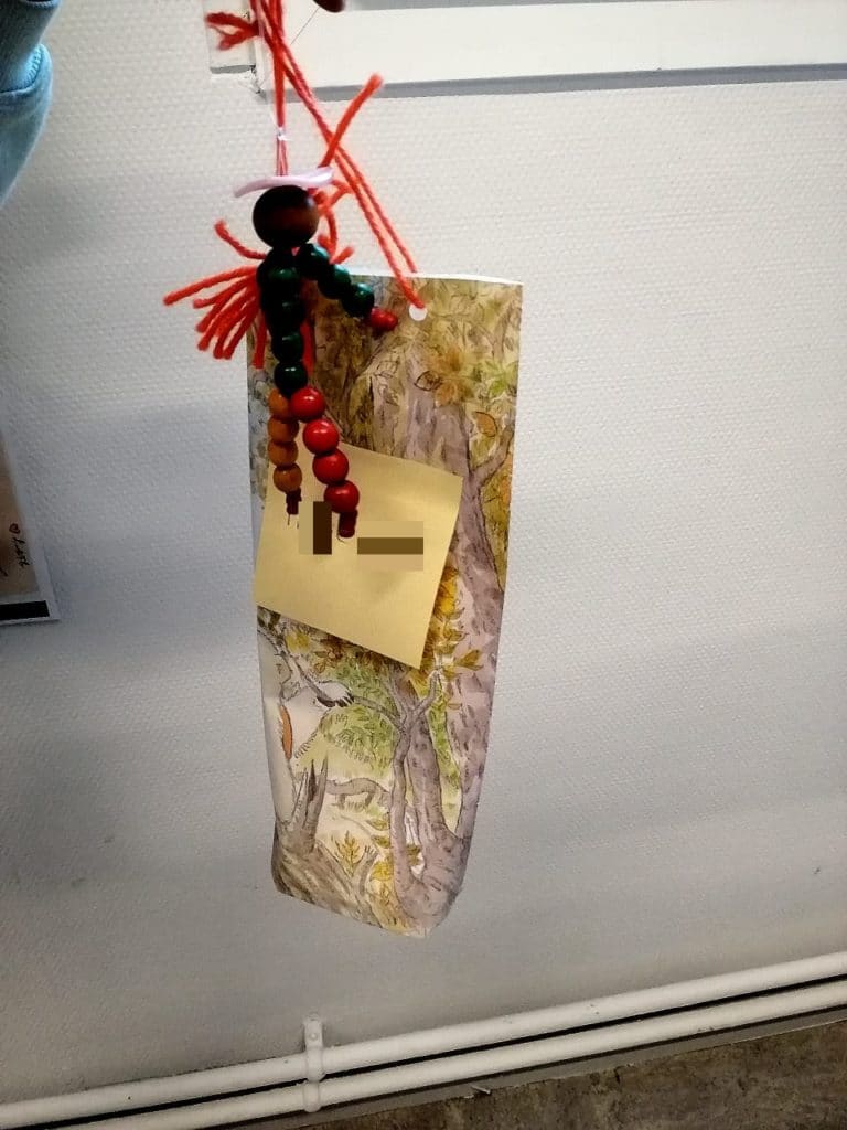 Animation prévention réemploi sacs en papier bonhomme en perle centre de loisirs Jean Zay recyclerie au bonheur des bennes Saint-Nazaire 44