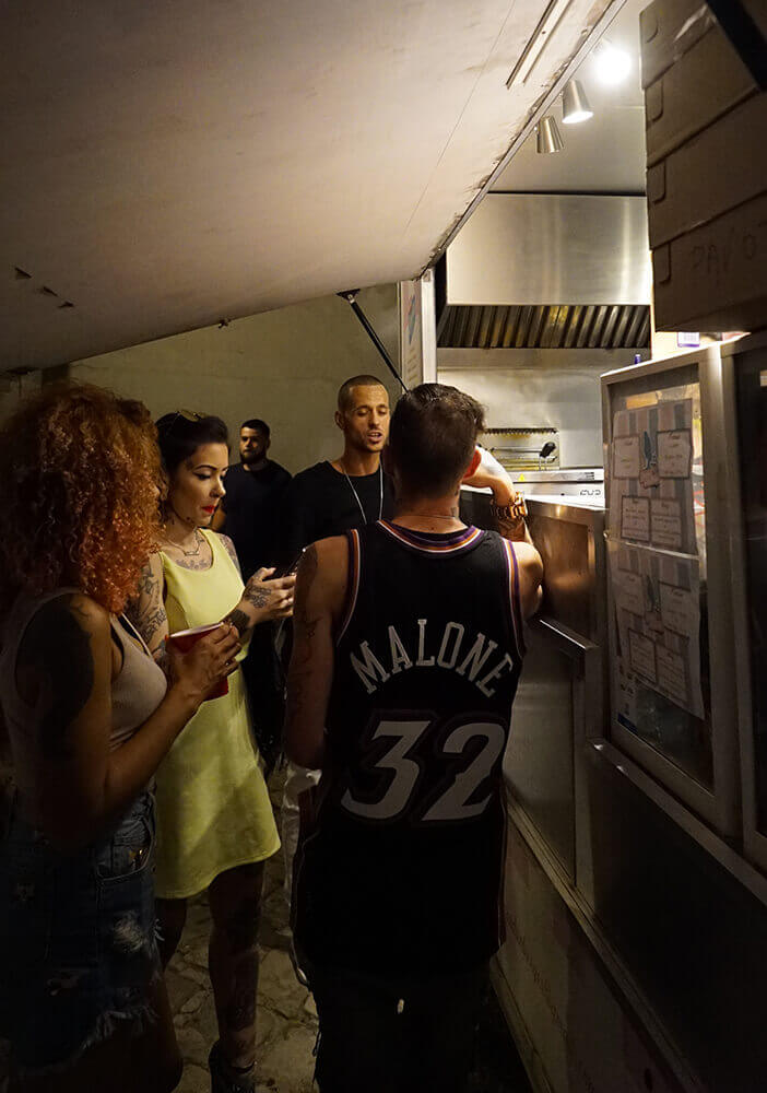 LIFESTYLE / FOOD TRUCK :: LE TEMPS D’UN BURGER  | Star Wax Magazine