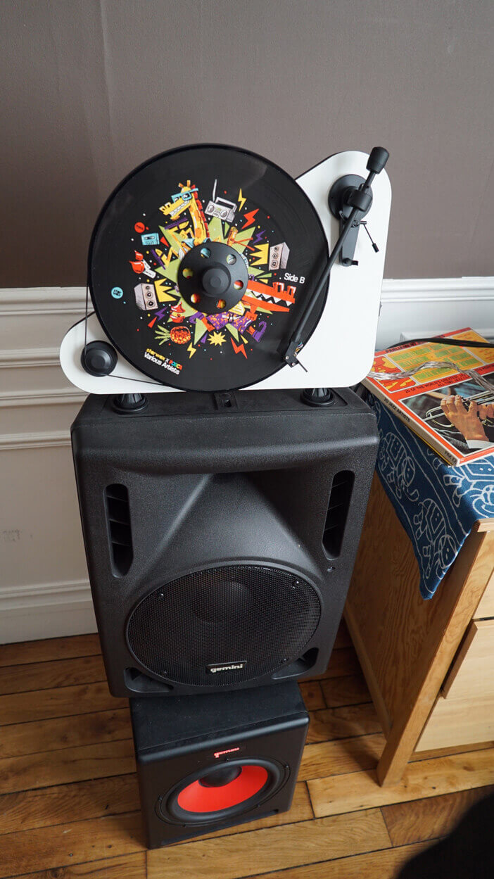 PRO-JECT PLATINE VERTICALE | Star Wax Magazine