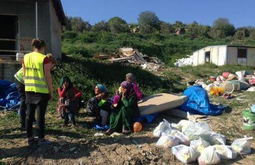 Torbalı’da Çadırları Yıkılan Suriyeliler, Geçici Kamp Alanında | Imece Inisiyatifi