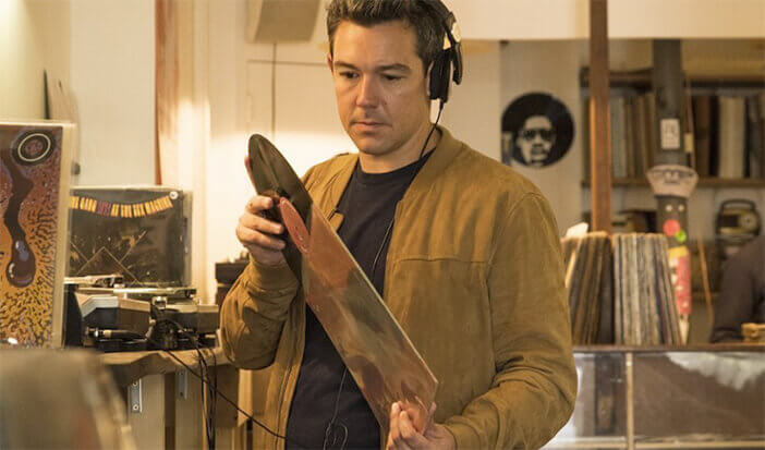 INTERVIEW LUC DONNARD / CRAB CAKE CORPORATION | Star Wax Magazine