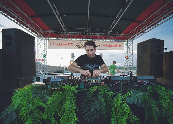 PODCAST 57 / MIX BY STUDEBAKER HAWK | Star Wax Magazine