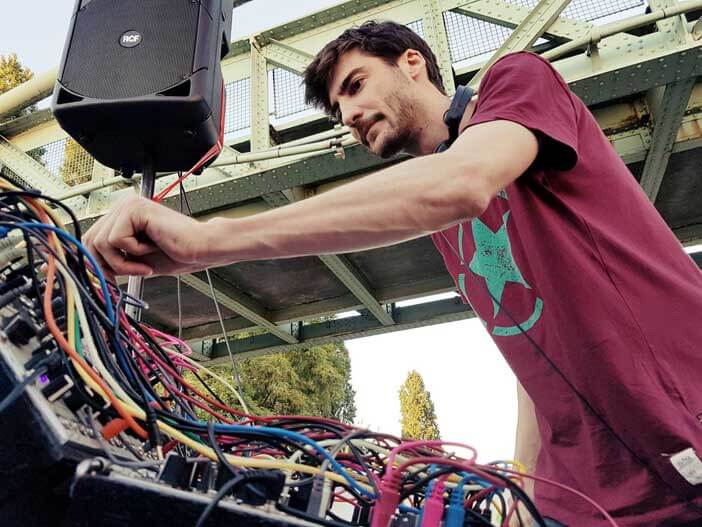 STAR WAX MIX 07 / MODGEIST | Star Wax Magazine