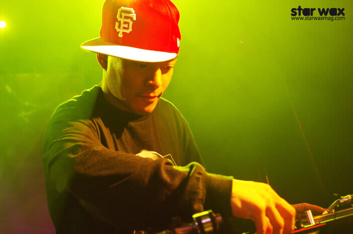 Q-BERT / WAVE TWISTERS | Star Wax Magazine