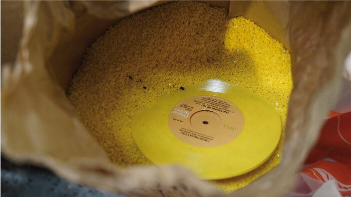 VINYLES INSOLITES : COLORS, SHAPES & PICTURE-DISC | Star Wax Magazine