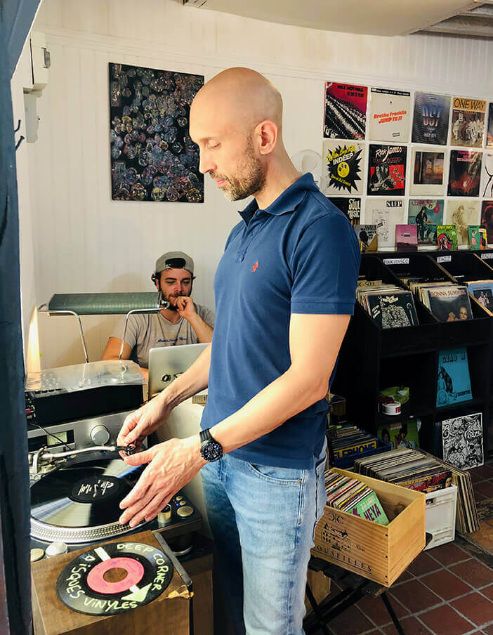 INTERVIEW / ALEX DE NO REQUEST  | Star Wax Magazine