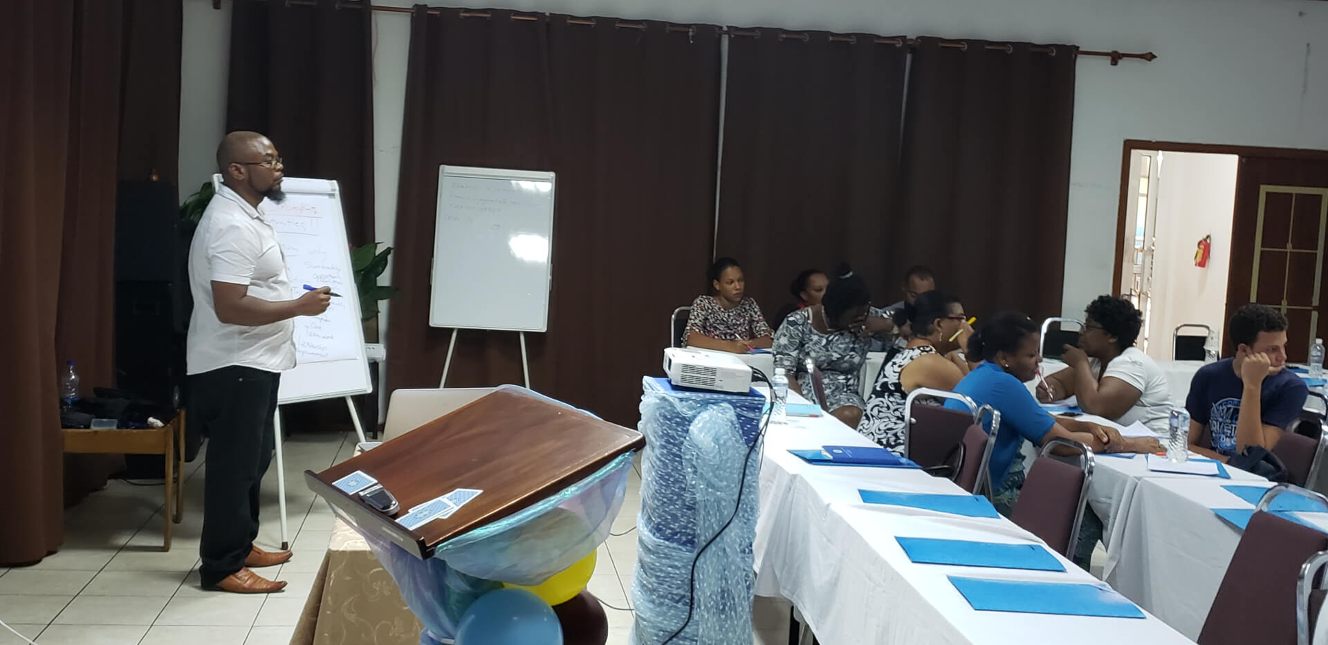 Presenting the “Effective Management of Social Projects” | Forus