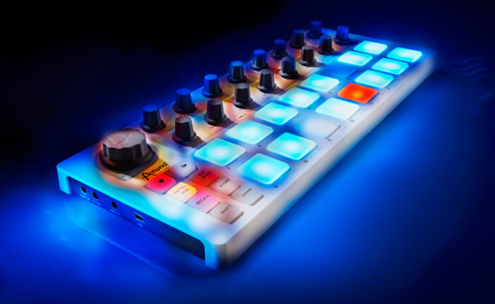 ARTURIA BEATSTEP / | Star Wax Magazine