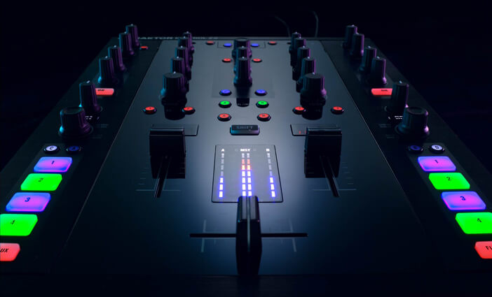 TRAKTOR KONTROL Z2 | Star Wax Magazine