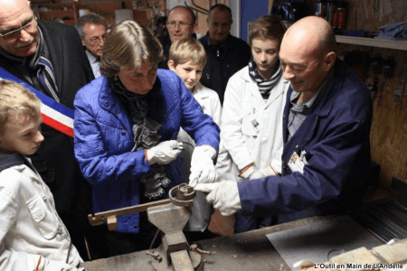 Clotilde Valter Secrétaire d'État
en visite à
L'Outil en Main de L'Andelle | L'Outil en Main France