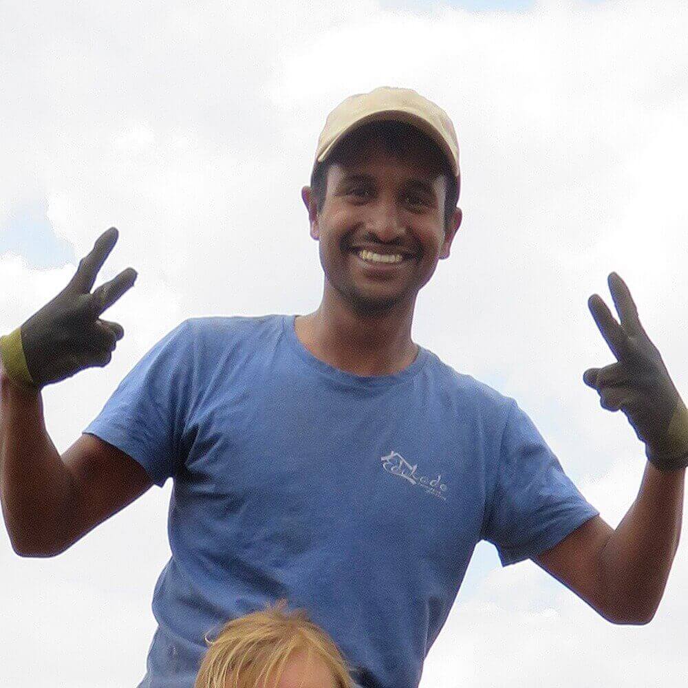 Aushim Koumar | Edukado