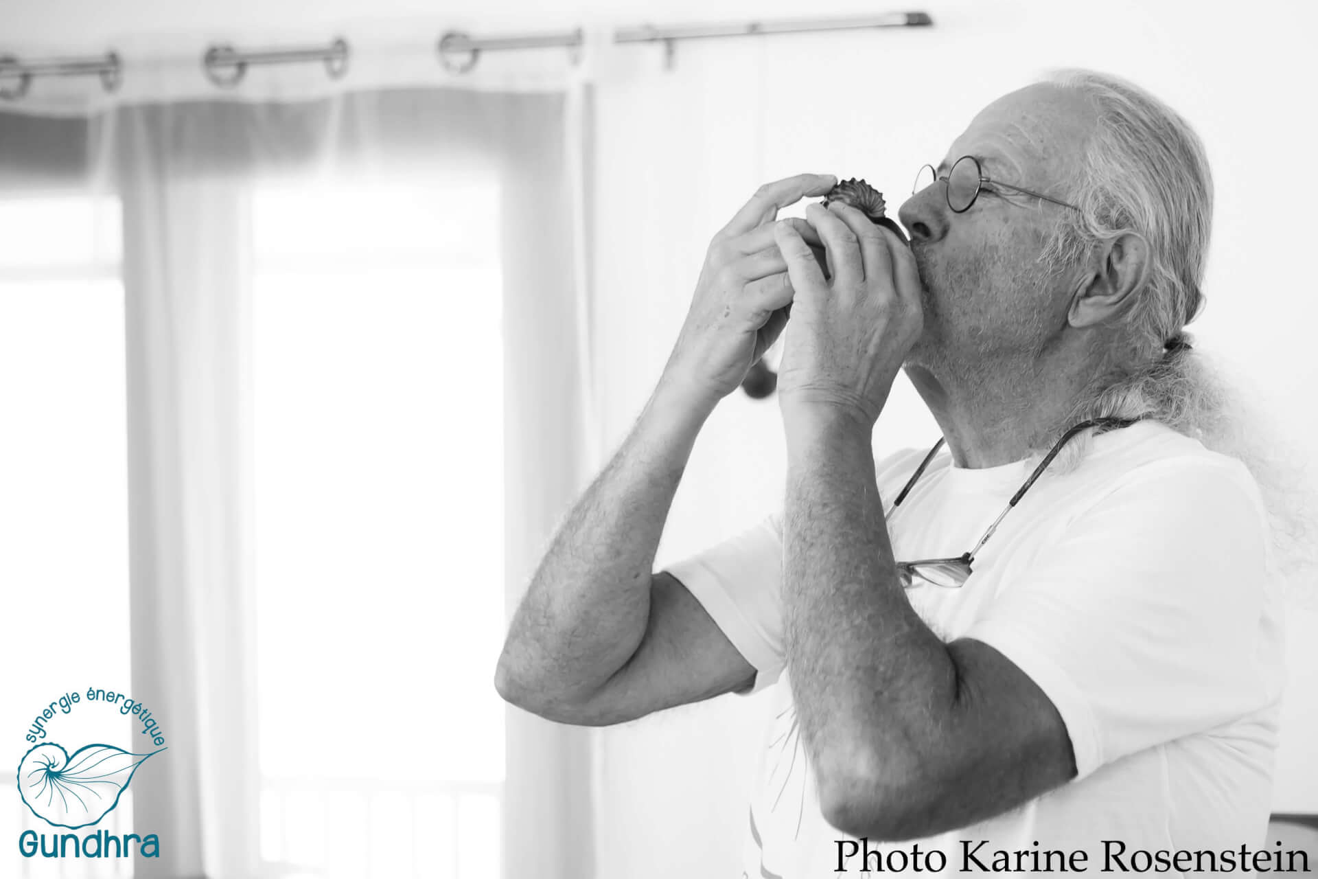 LA SYNERGIE GUNDHRA PAR MATO SAPA