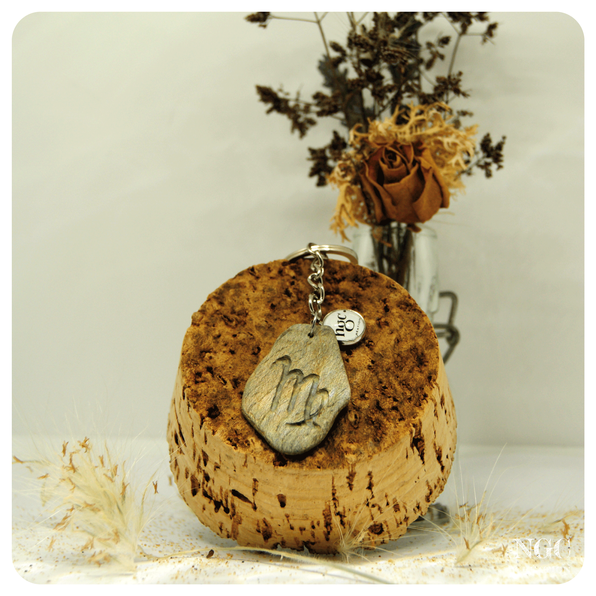 Porte-clés Vierge, galet naturel | Ngc Création