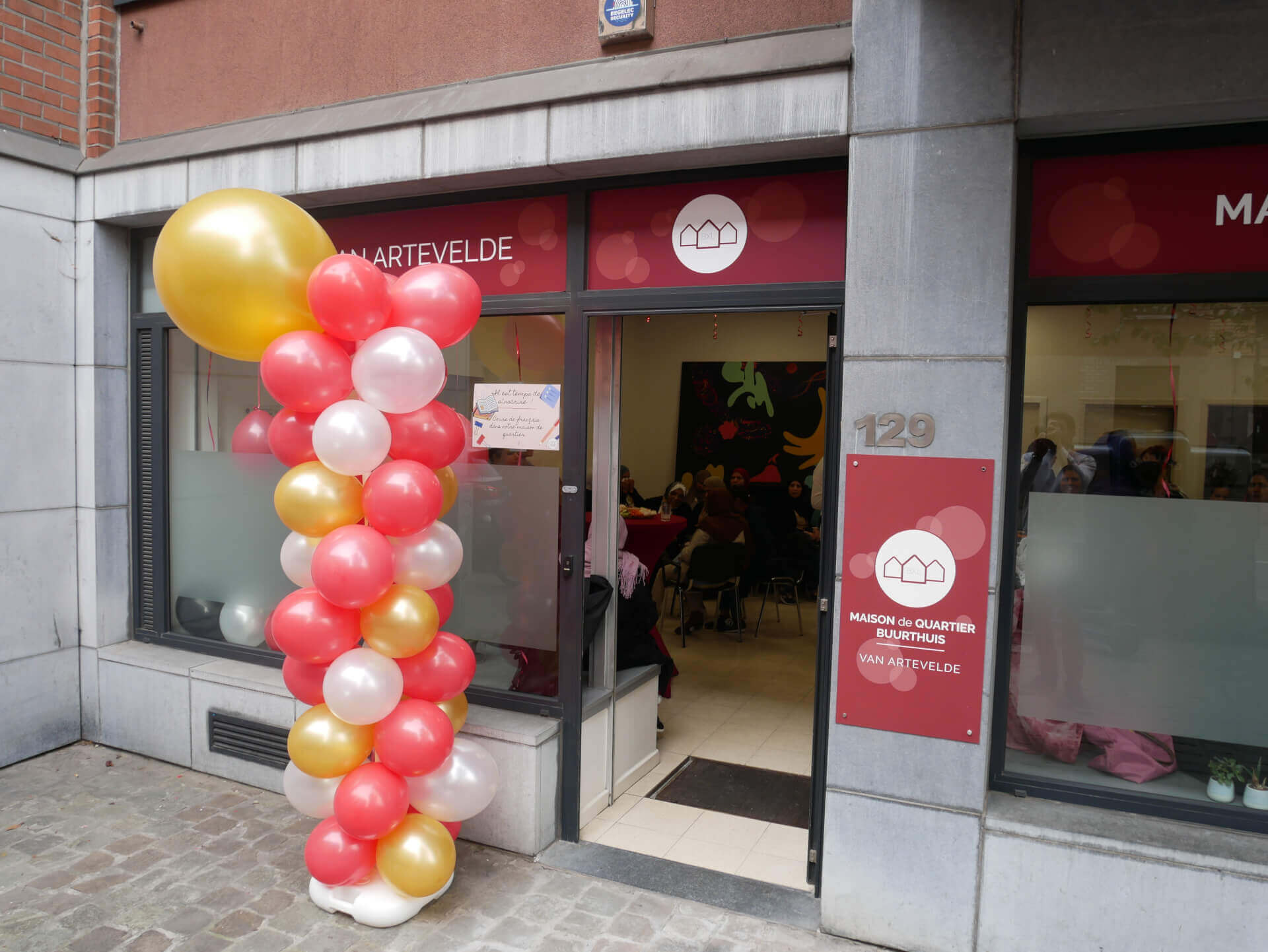 Maison de Quartier Van Artevelde | MDQ - Maison de Quartier Buurthuizen