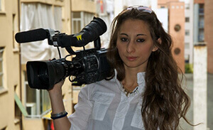 «Moi rom romantique», rencontre avec la réalisatrice Laura Halilovic | Babelmed