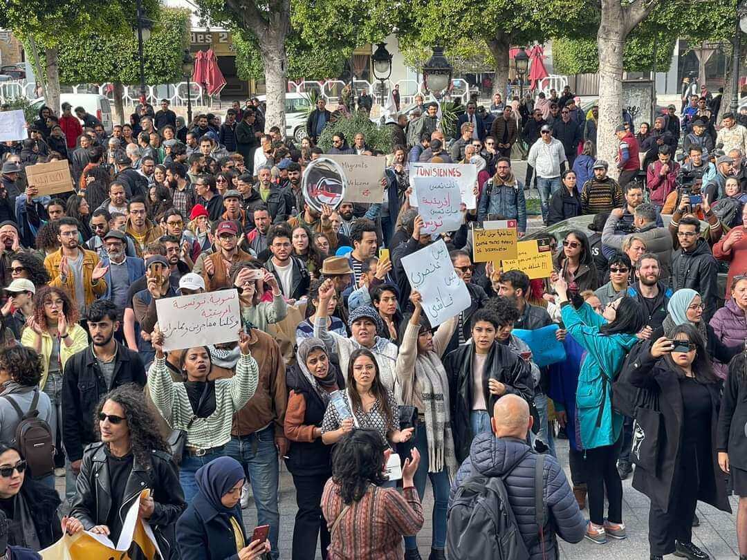 Édito. Racisme et menottes dans la Tunisie de Saied | Babelmed