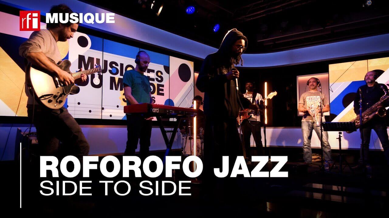"Side to Side" interprété par Roforofo Jazz