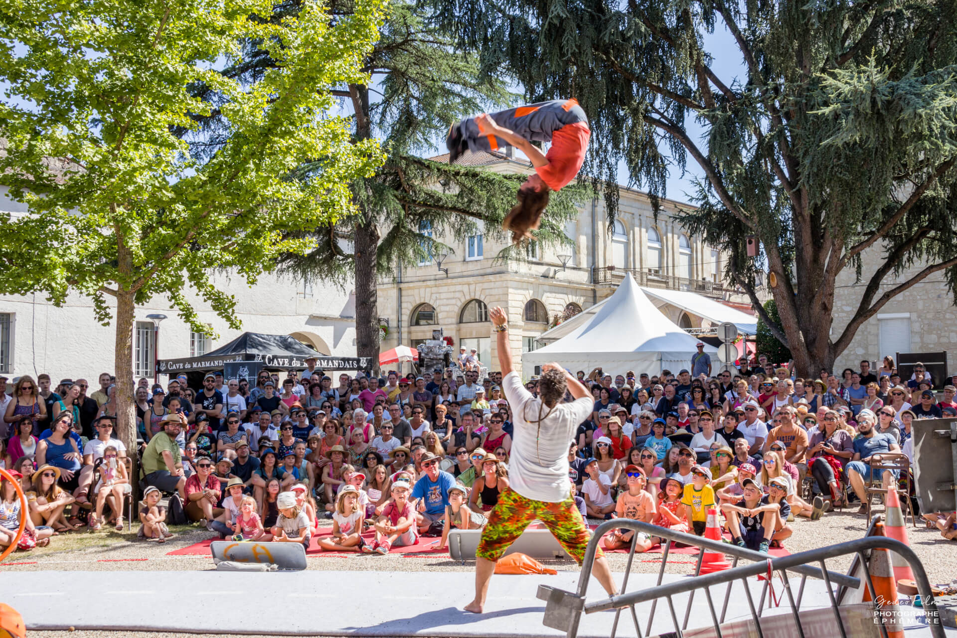 Spectacle sous le chantier la plage | Au Maquis