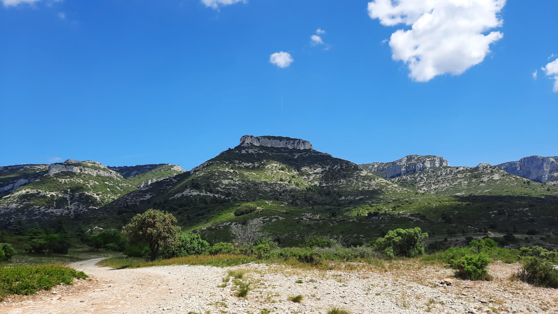 Débat public "Luberon : quel partage du territoire ?" | AEQV