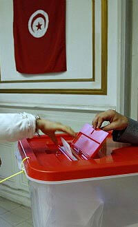 Décret 35 de la loi électorale entre la Haute Instance et les journalistes étrangers | Babelmed