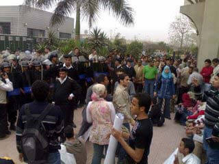 Strikes in Egypt: Female Workers on the Frontline | Babelmed