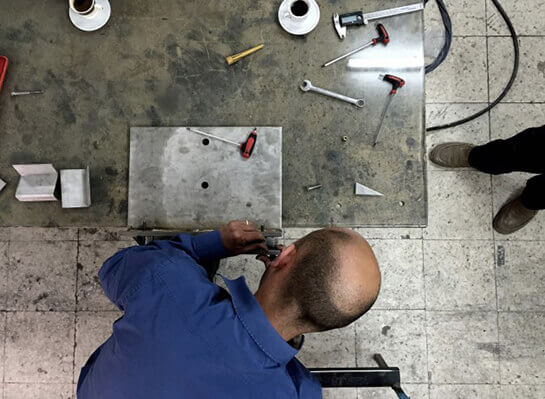 أن تبني في فلسطين، حساب شخصي | Babelmed